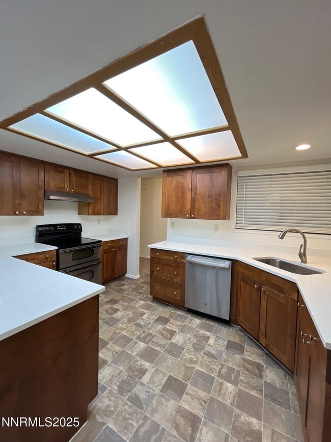 Building Photo - 5311 Coit Dr