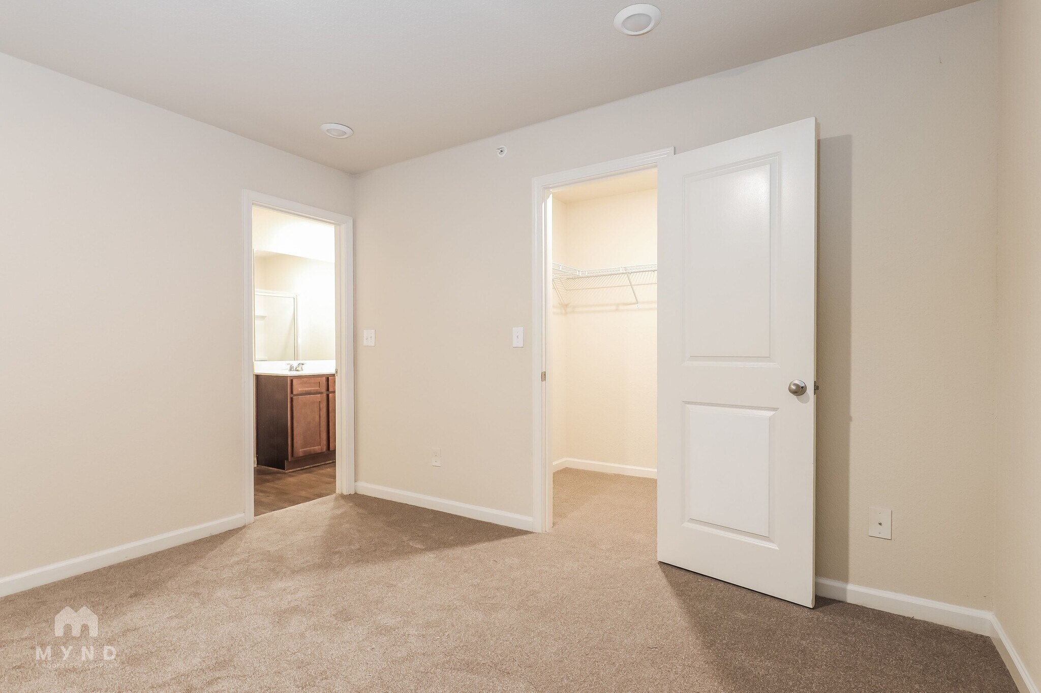 Building Photo - 308 Highwood Ln