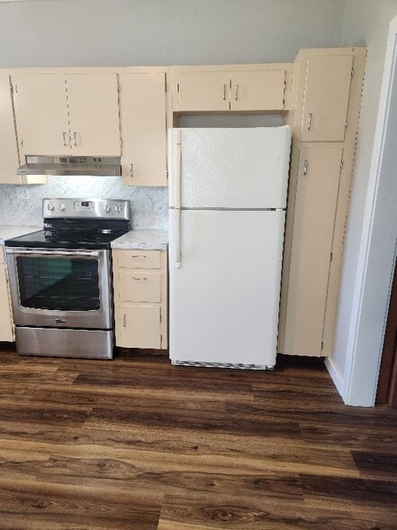 Building Photo - 127 N Washington St