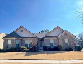 Building Photo - 1821 Bridle Rd