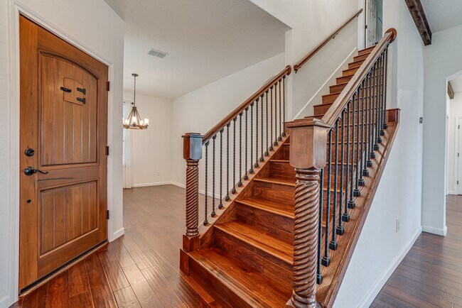 Building Photo - 6308 Parsley Hill