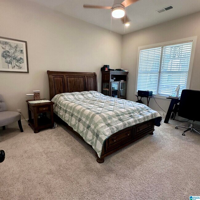 Building Photo - 4740 Arden Wy