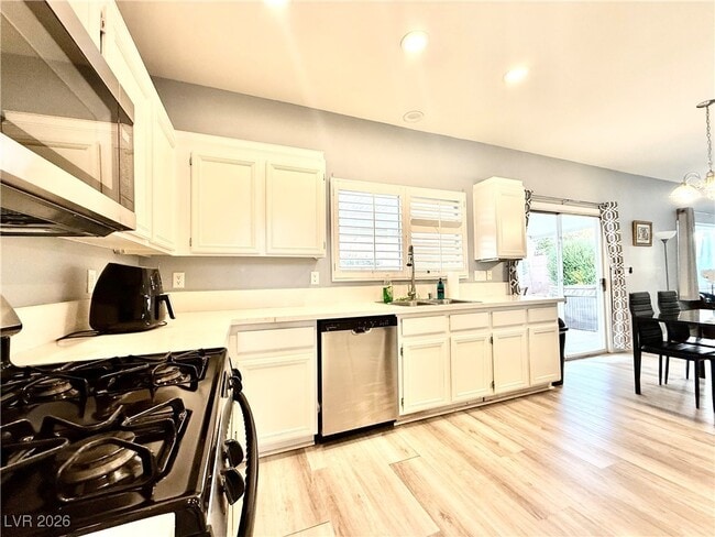 Building Photo - 3787 Paria Canyon St