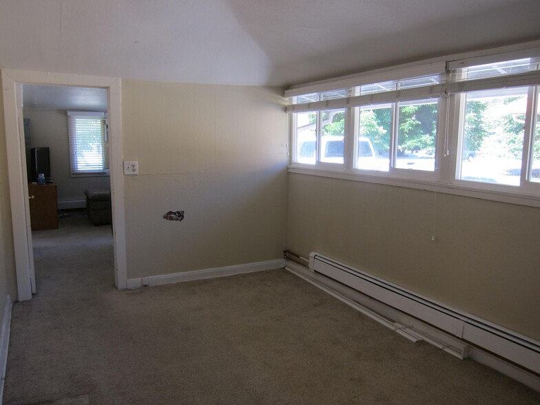Building Photo - 290 N 300 E