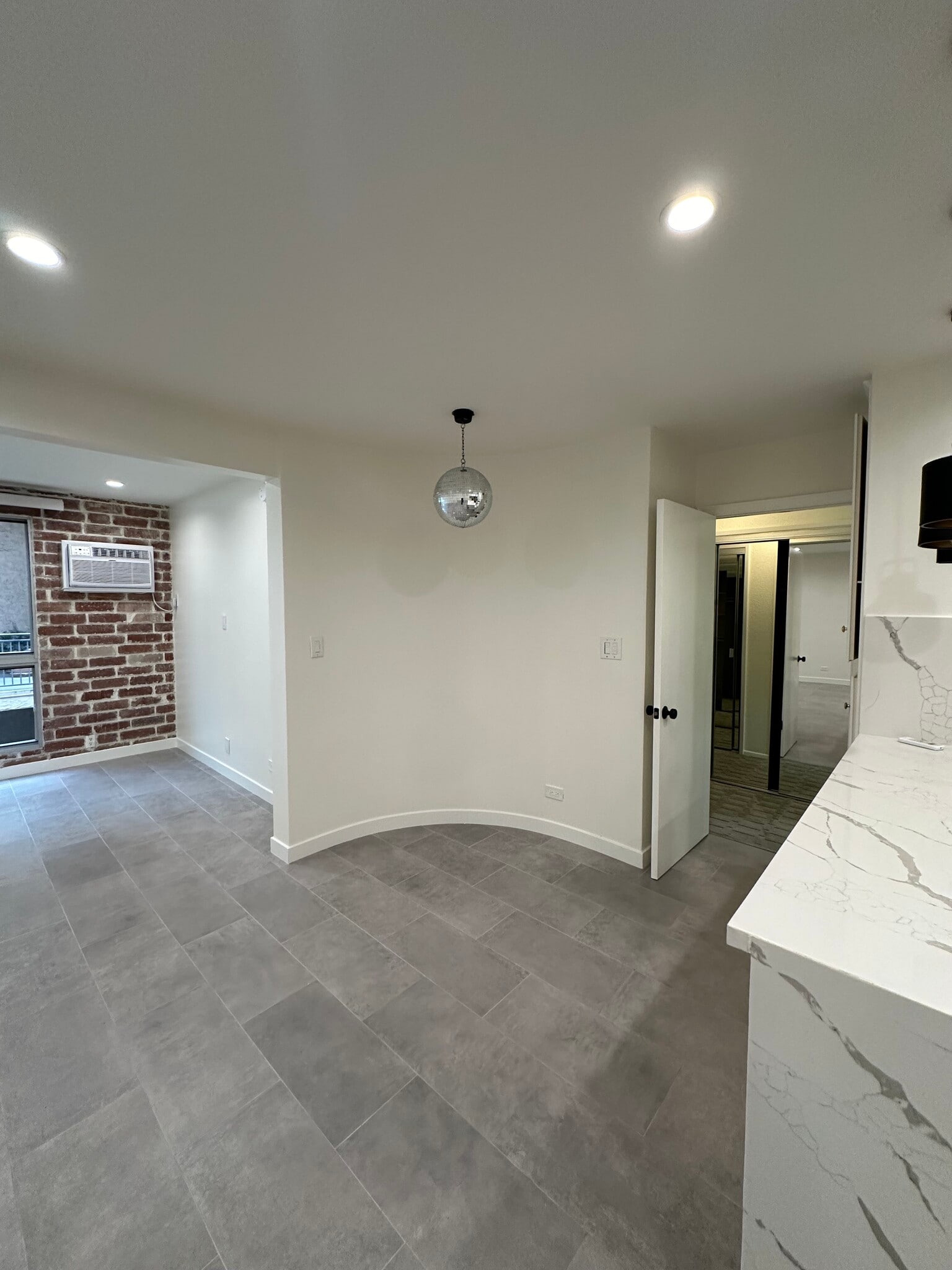 Building Photo - 1440 Veteran Ave