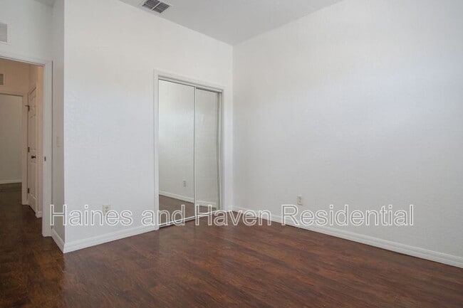 Building Photo - 12201 Indian Creek Dr