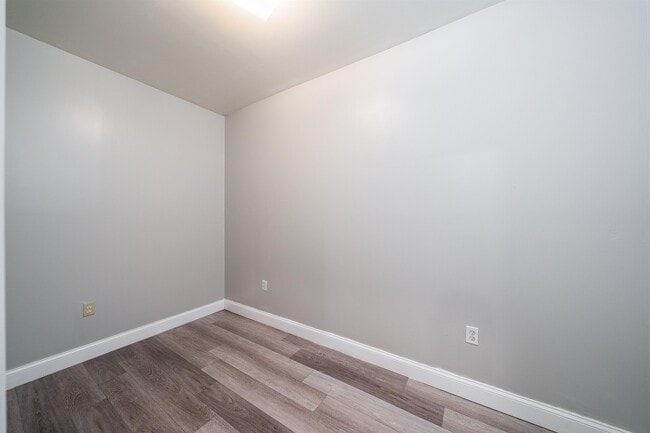 Building Photo - 416 Palisade Ave