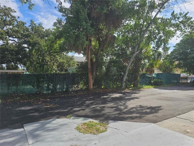 Building Photo - 1408 N Fort Harrison Ave
