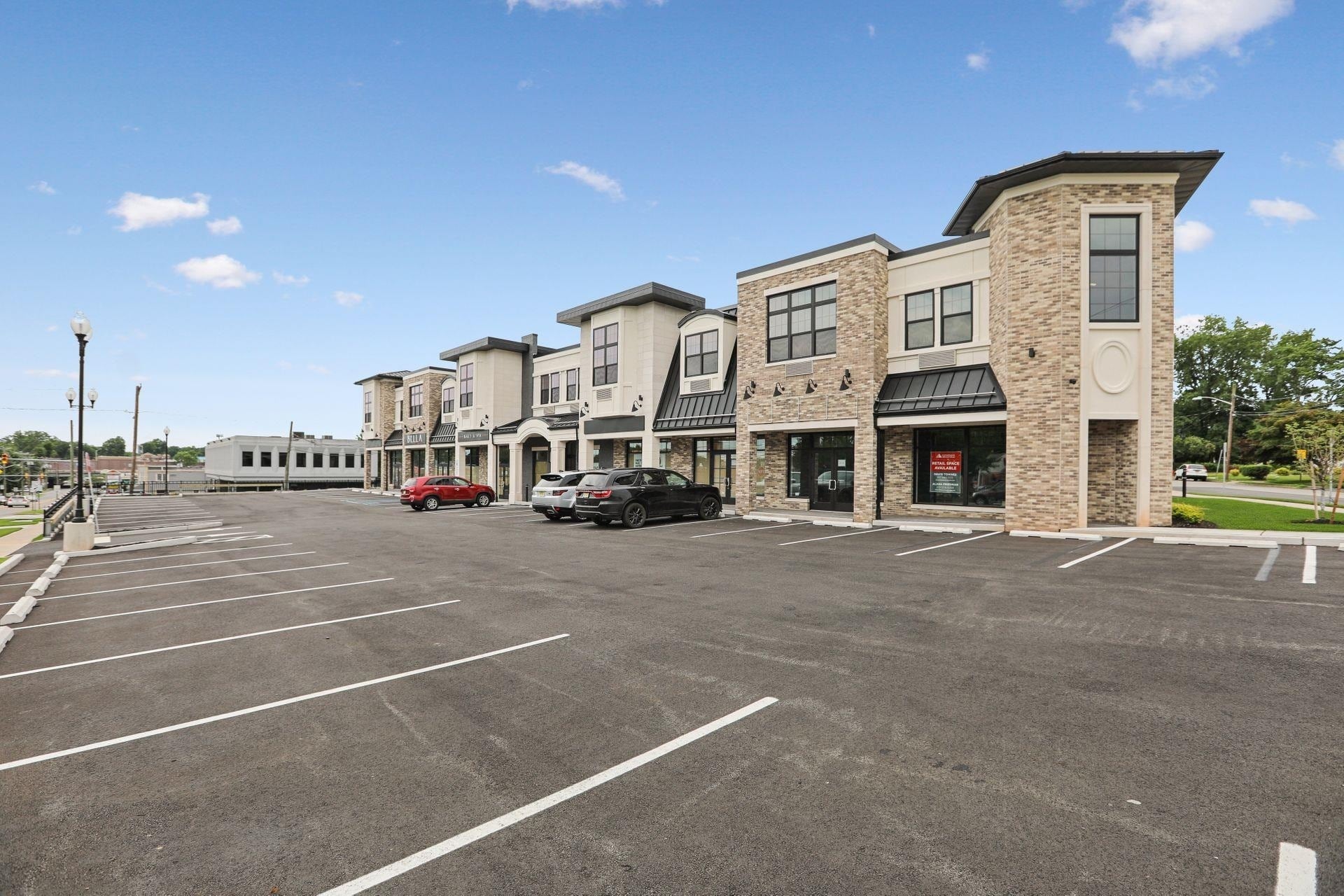 Building Photo - 110 Market St