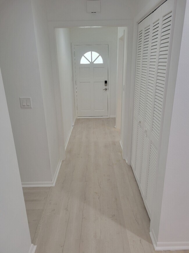 Building Photo - 3511 Jaffa Dr