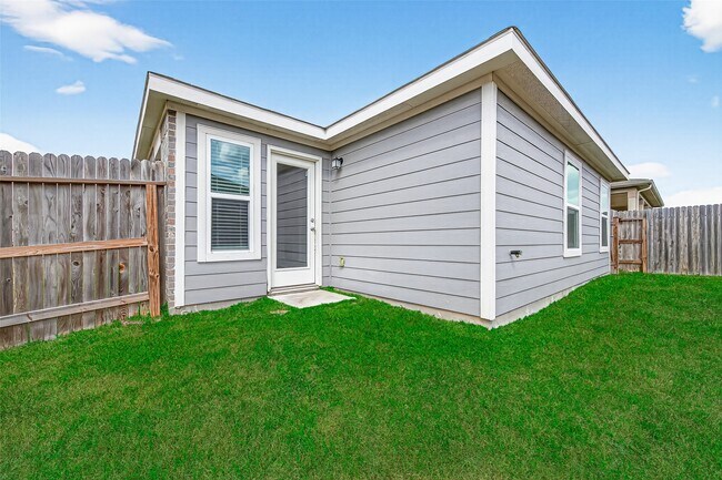 Building Photo - 20931 Teocalli Dr