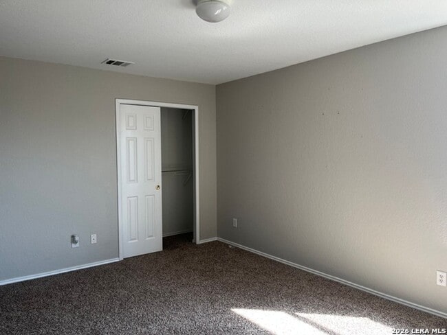 Building Photo - 434 Stable Vista