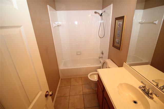 Building Photo - 10813 Copperwood Dr
