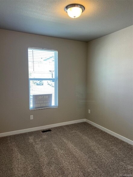 Building Photo - 3987 Wyedale Wy
