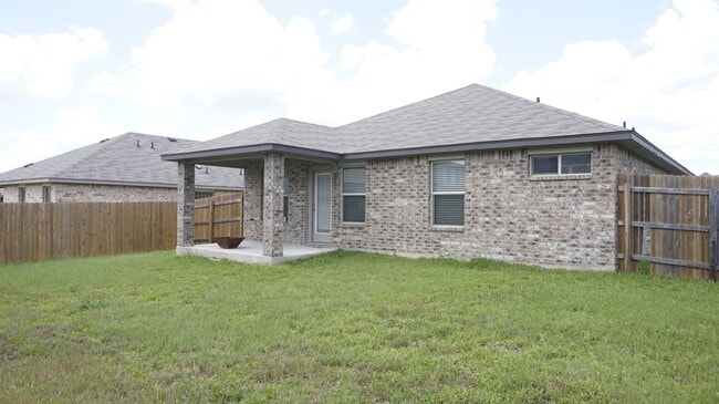 Building Photo - 6302 Cool Creek Dr