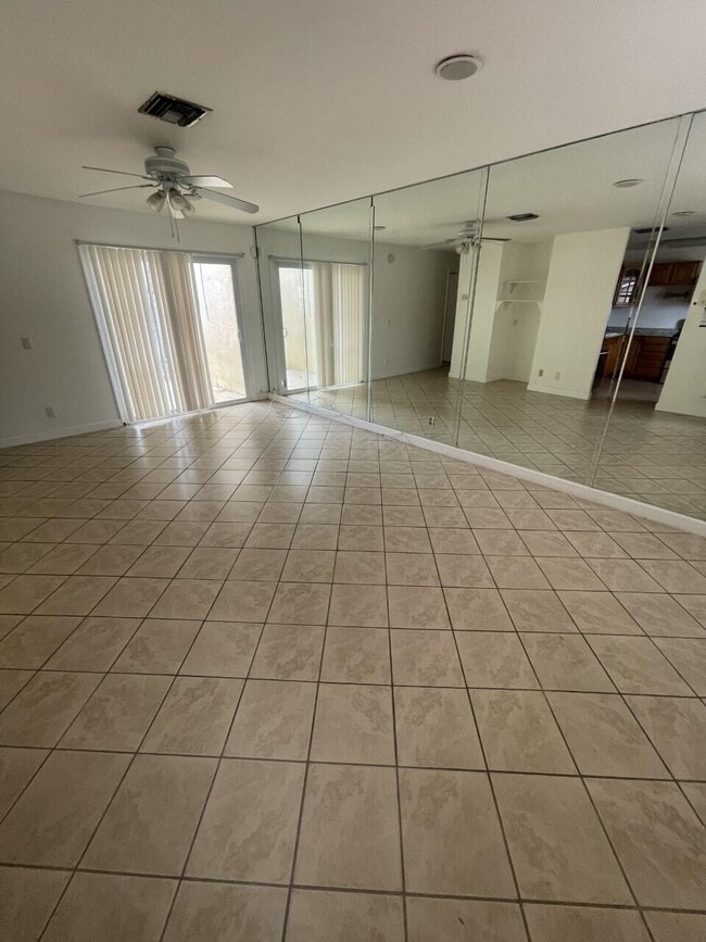Building Photo - 5691 Stonington Way