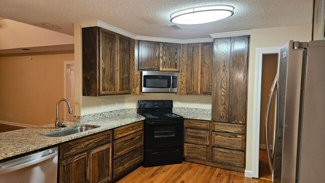 Building Photo - 4850 Birdwood Ct