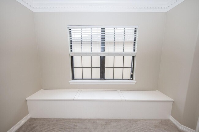 Building Photo - 3515 Durness Way