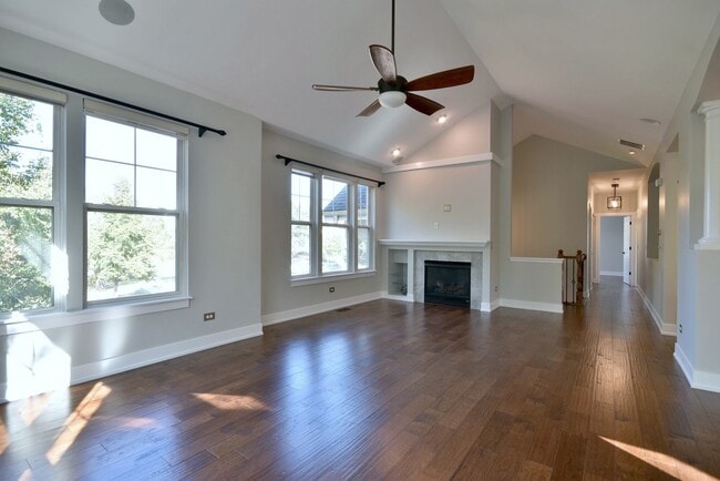 Building Photo - 982 Indigo Ct