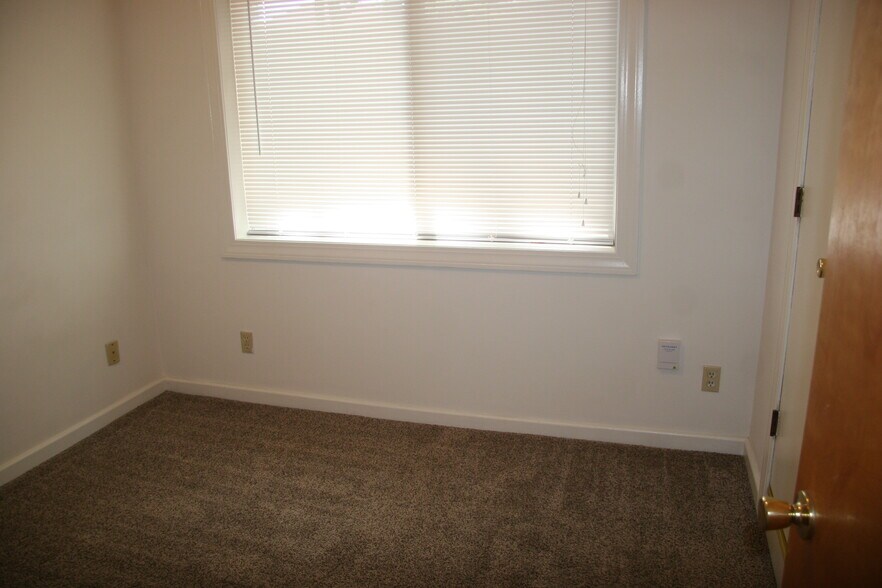 Building Photo - 121 W Stadium Ave