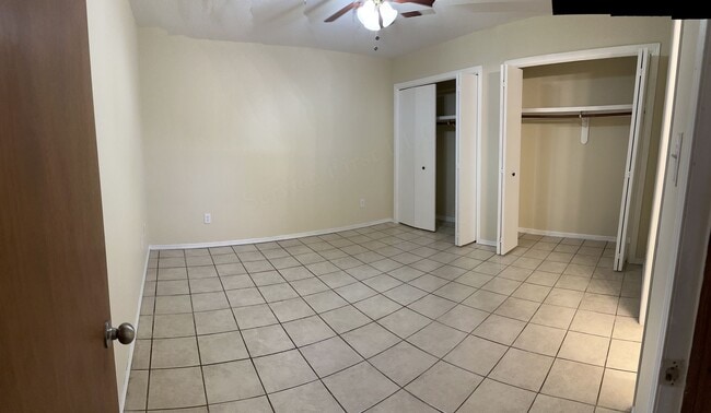 Building Photo - Wallen Bluff 4 Plex