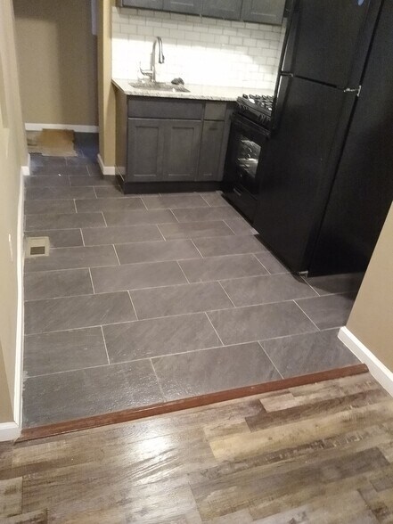 Building Photo - 2054 Ann St