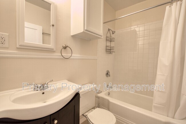 Building Photo - 620 NW 27th St