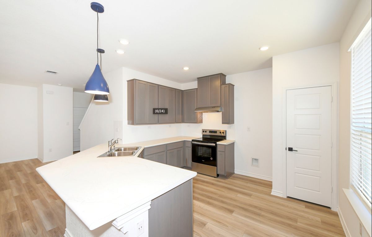 Building Photo - 10643 Military Dr W
