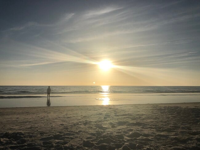 Building Photo - 3745 Menominee Ln