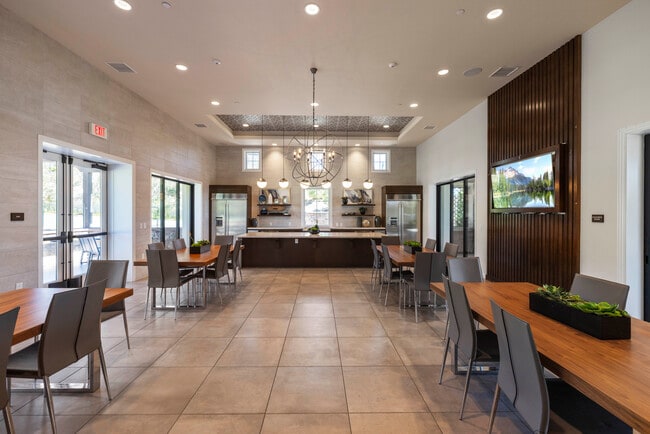 Building Photo - 20847 Acorn Cir