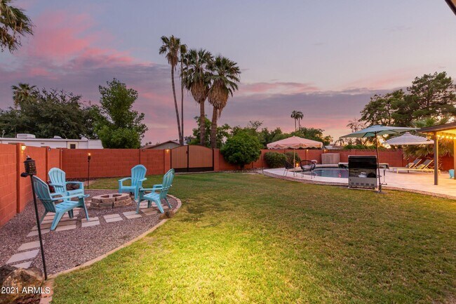 Building Photo - 3809 W Cholla St