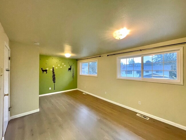 Building Photo - Great Home for rent