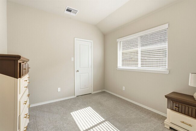 Building Photo - 10526 Cabot Trl