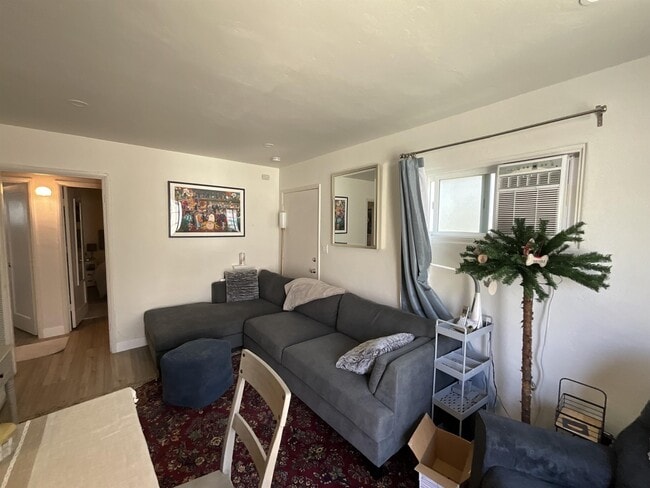 Building Photo - 1948 Reed Ave