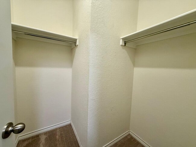 Building Photo - 6116 Sunflower Path