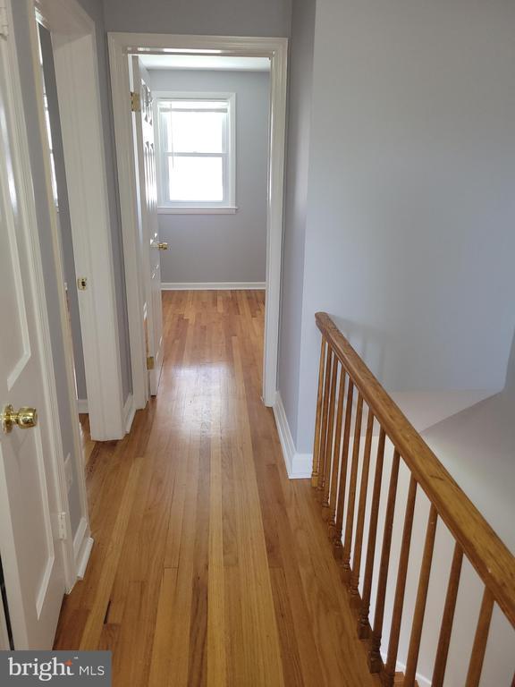 Building Photo - 2212 Vailthorn Rd