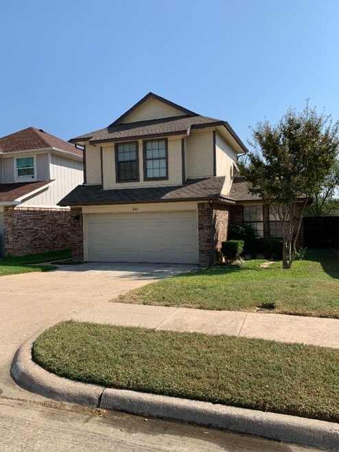 Building Photo - 941 Ramblewood Dr