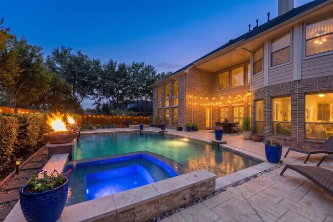 Building Photo - 2447 Monarch Terrace Dr
