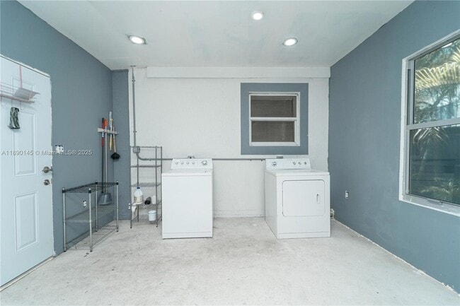 Building Photo - 5725 NW 24th Ave