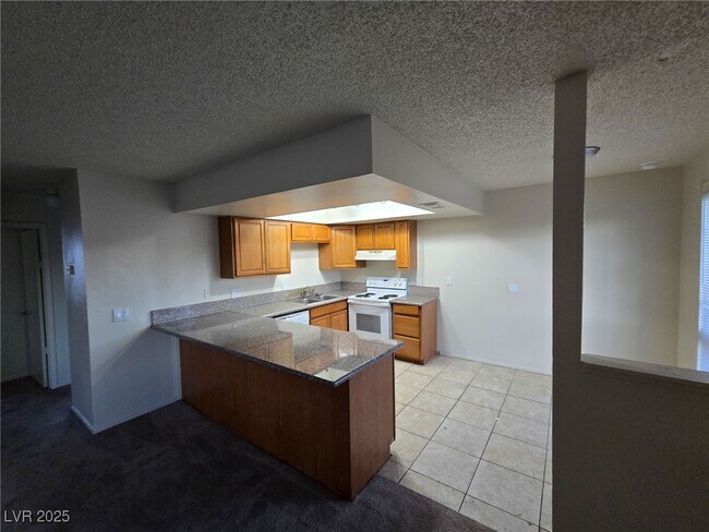 Building Photo - 4300 N Lamont St