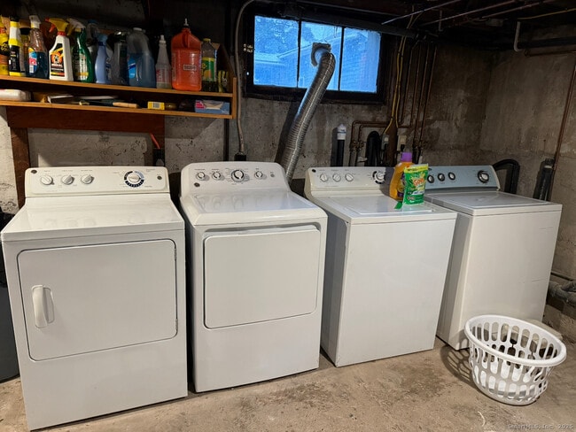 Building Photo - 69 South St