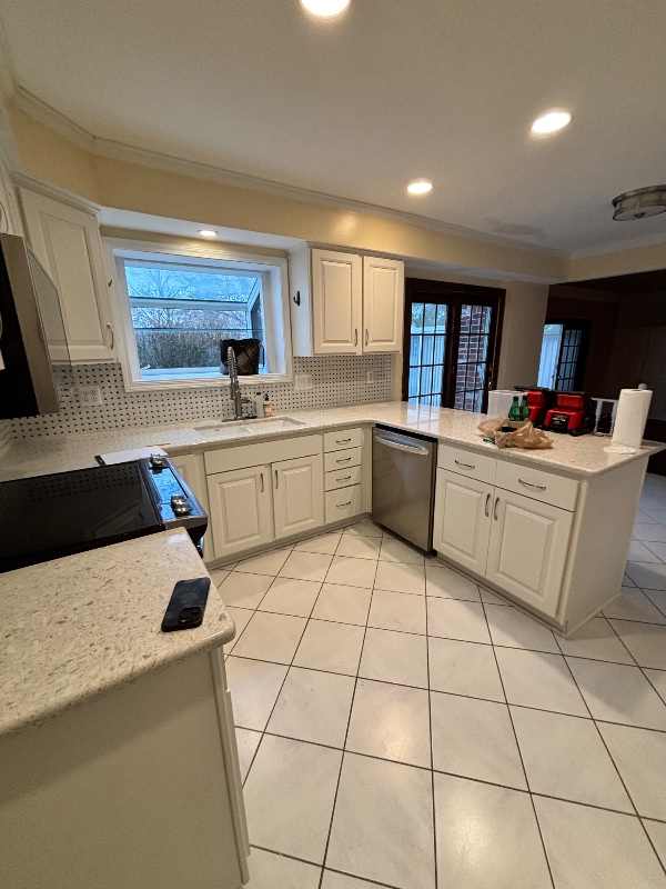 Building Photo - 5138 Hale Dr