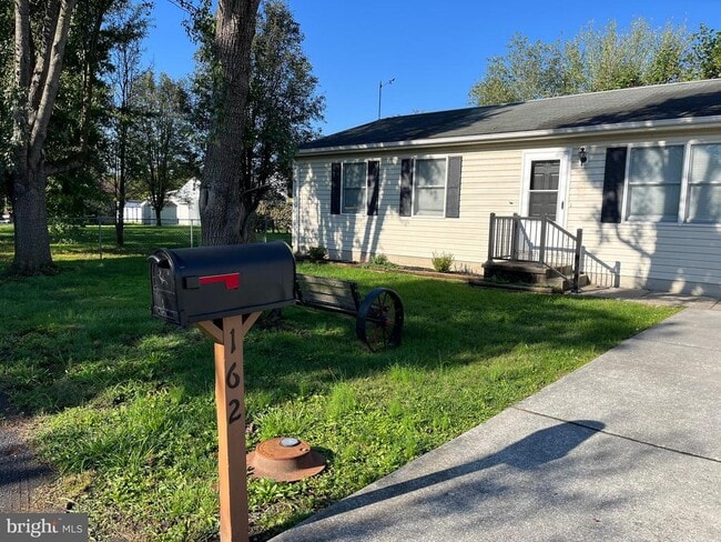 Building Photo - 162 S Marshall St