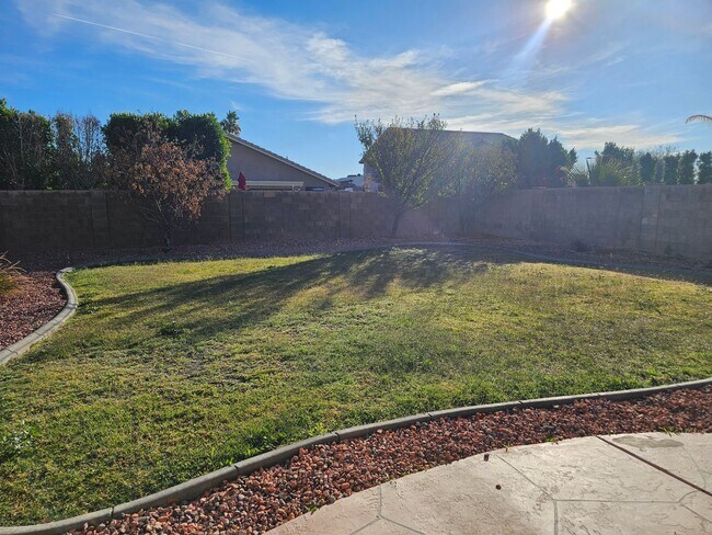 Building Photo - 17979 N 89th Ln