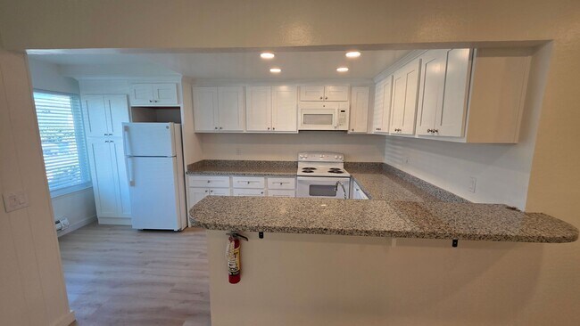 Building Photo - 1507 Brookvale Dr