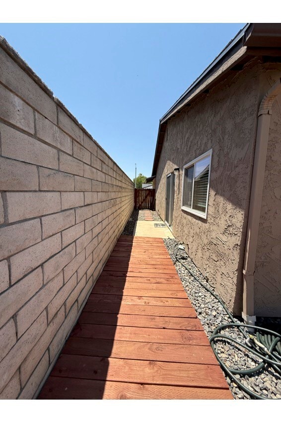 Building Photo - 1305 Turquoise Dr