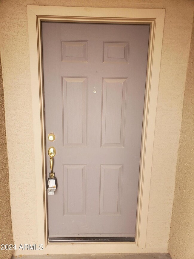 Building Photo - 10518 W Foothill Dr