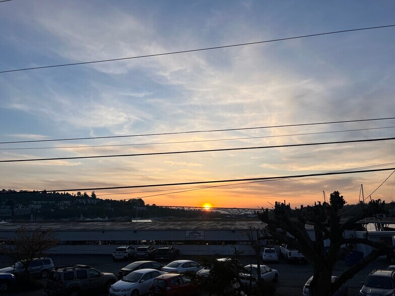 Beautiful views - 2510 Fairview Ave E