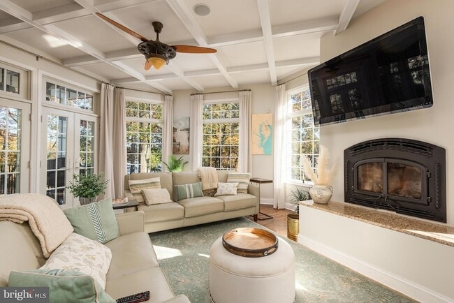 Building Photo - 2620 Love Point Rd