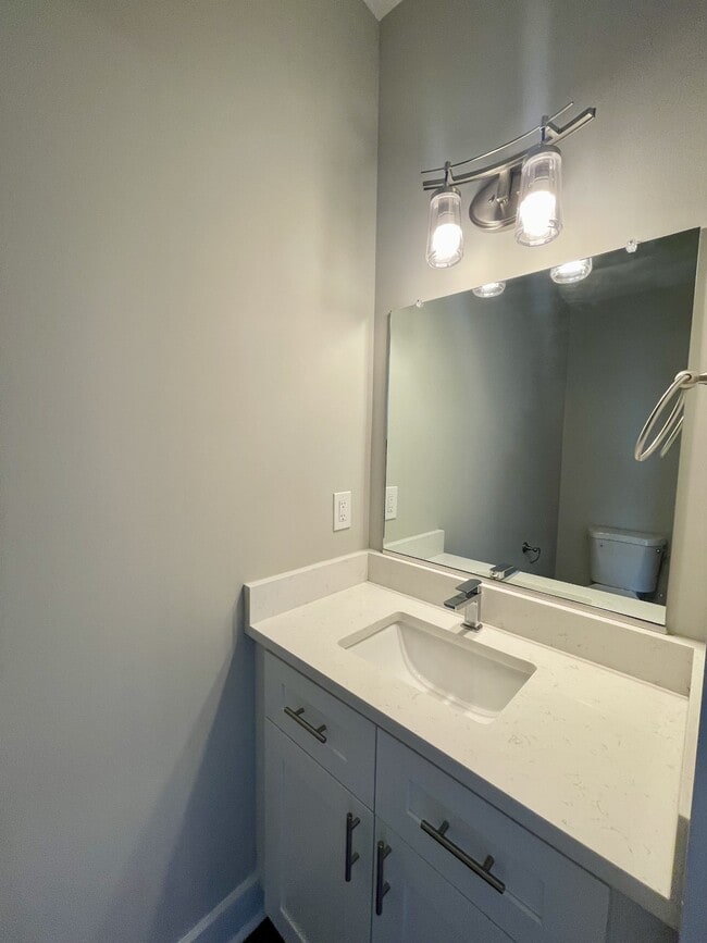 Building Photo - 47 Zentry Pl